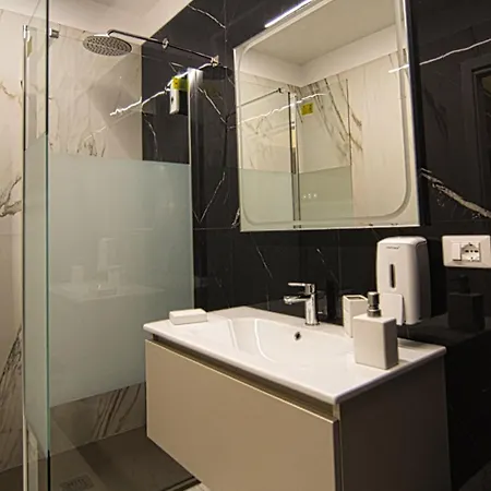 Rojo - Termini Station Gasthof 4*