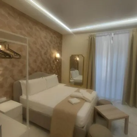 Rojo - Termini Station Gasthof 4*